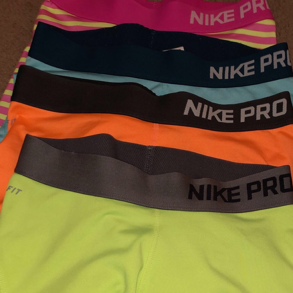 A bundle of four Nike pros:)
